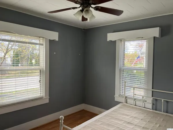 $159,500 | 2611 Chestnut Street, Quincy, IL 62301