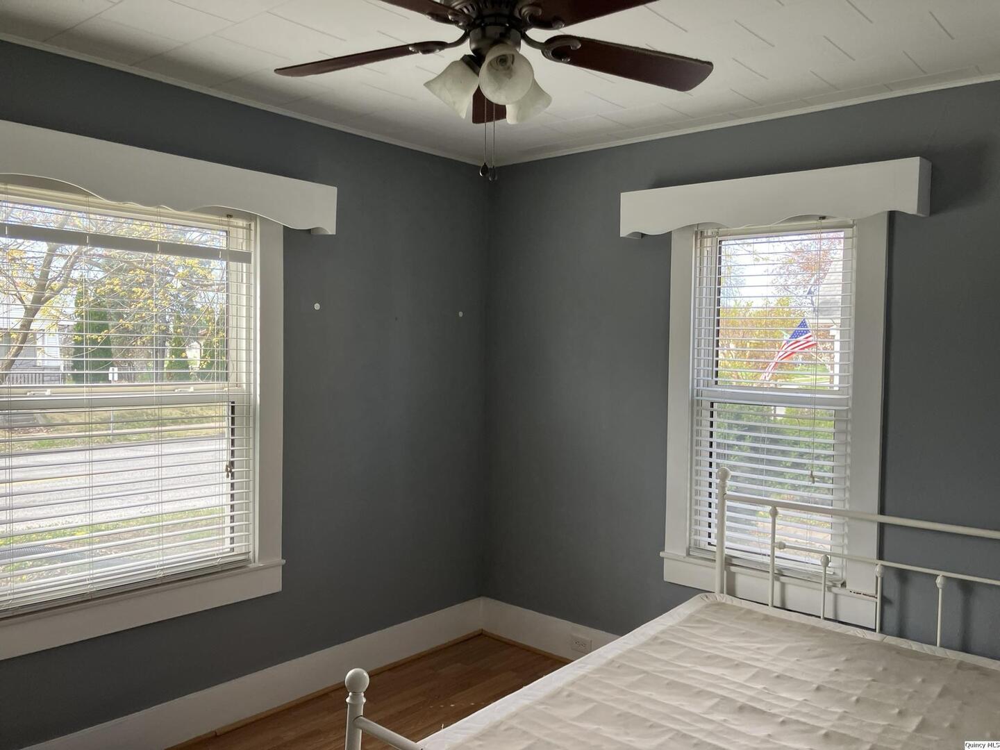 2611 Chestnut Street Quincy, IL 62301 - Photo 5 of 22