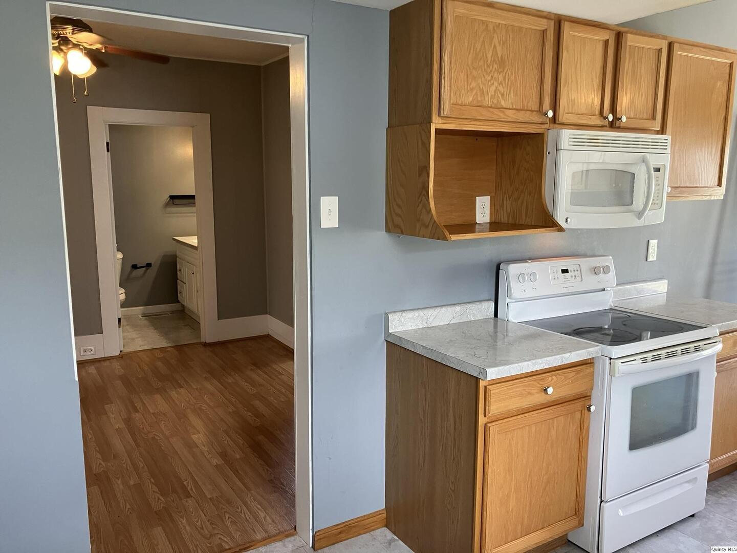 2611 Chestnut Street Quincy, IL 62301 - Photo 8 of 22