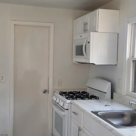 $2,350 | 23 Elizabeth Road, West Milford, NJ 07421
