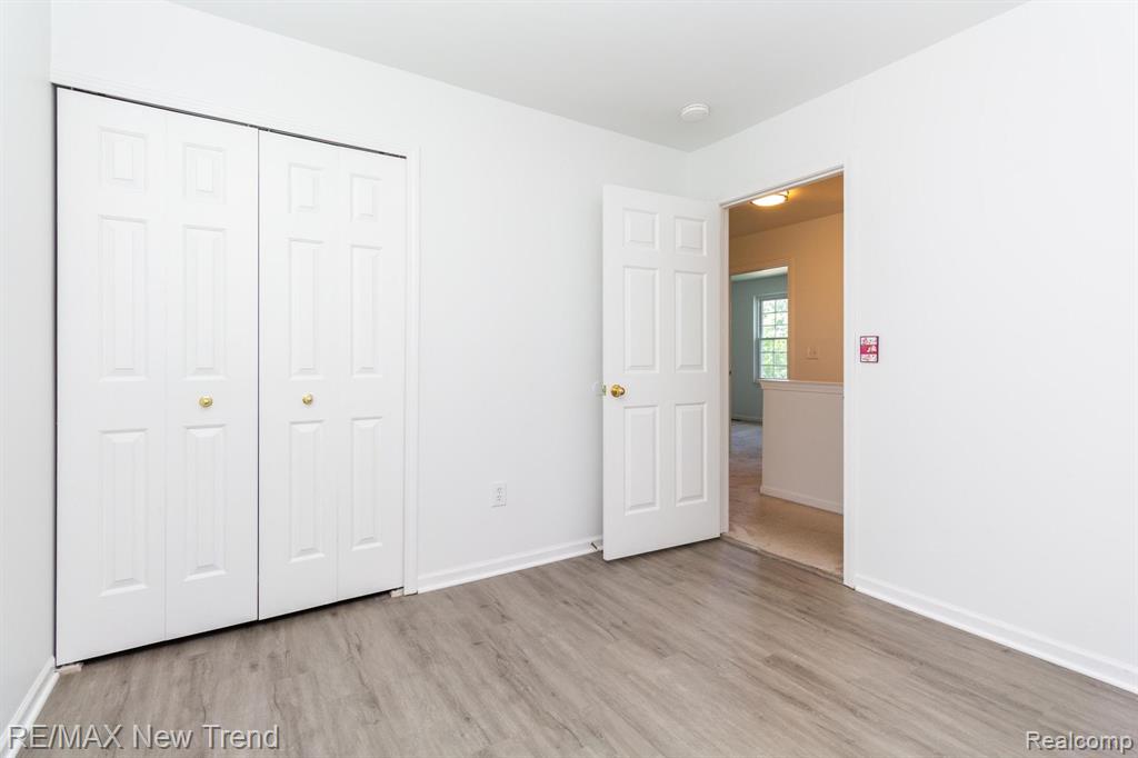 25935 Junction Novi, MI 48375 - Photo 34 of 43