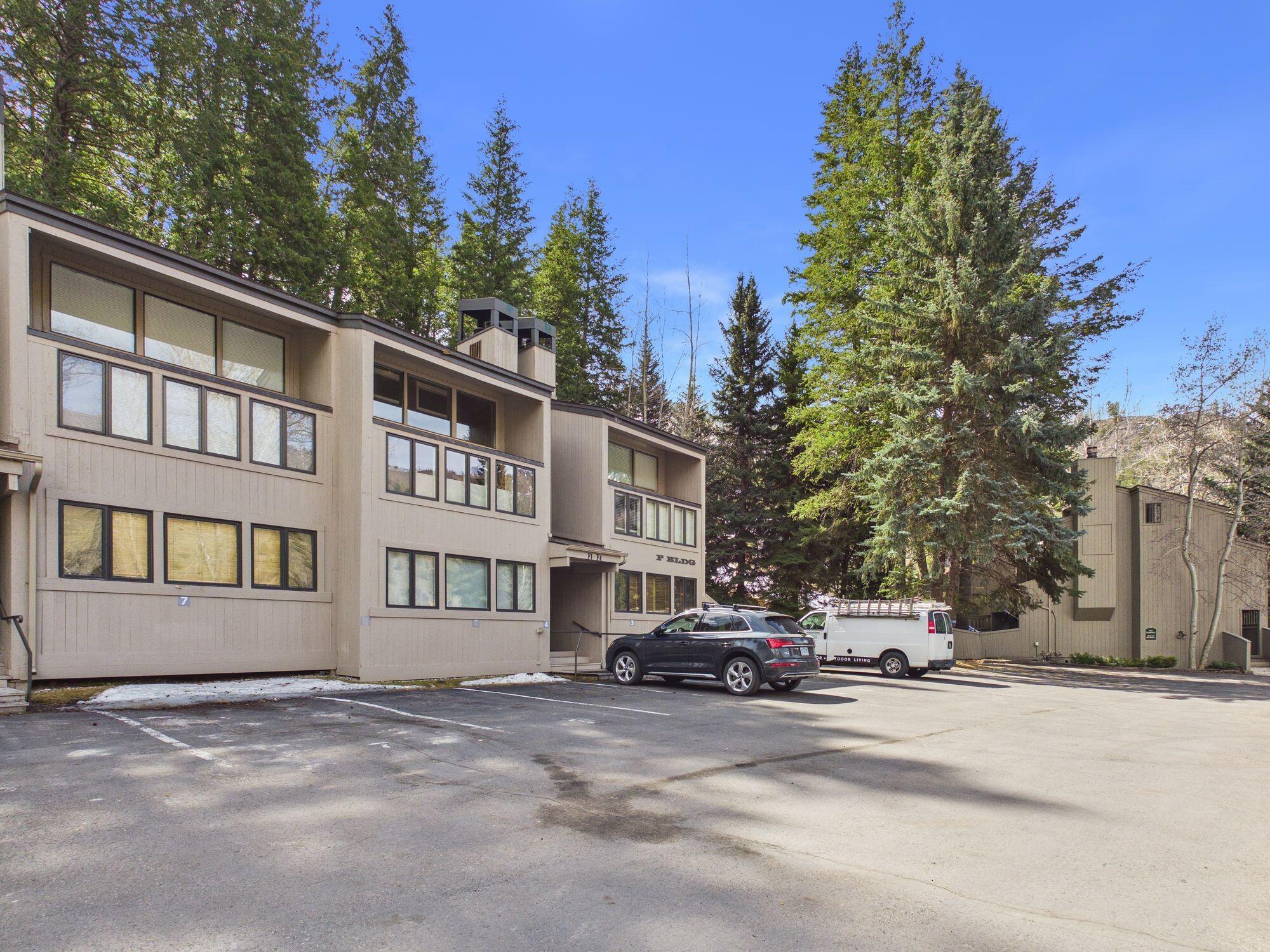 125 Picabo Street, Unit F7 Ketchum, ID 83340 - Photo 17 of 20 International Village Condo