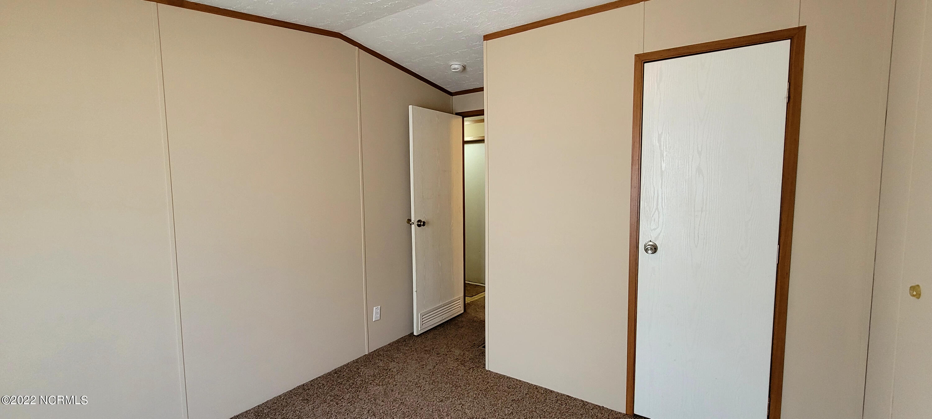 6377 Pine Ridge Road Faison, NC 28341 - Photo 10 of 35 20220301_121043 conv