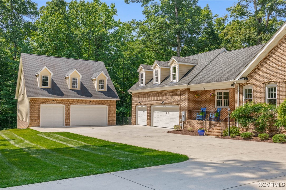 500 Spring Valley Road Colonial Heights, VA 23834 - Photo 2 of 40