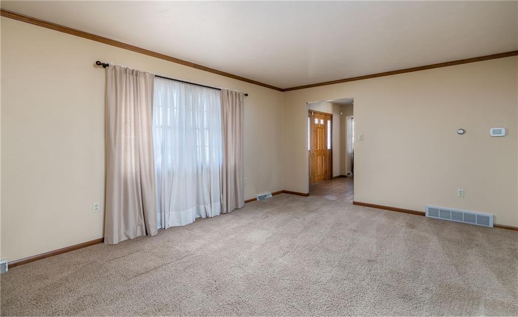 17 Cranberry Lane Cecil, PA 15321 - Photo 2 of 25 an empty room with closet