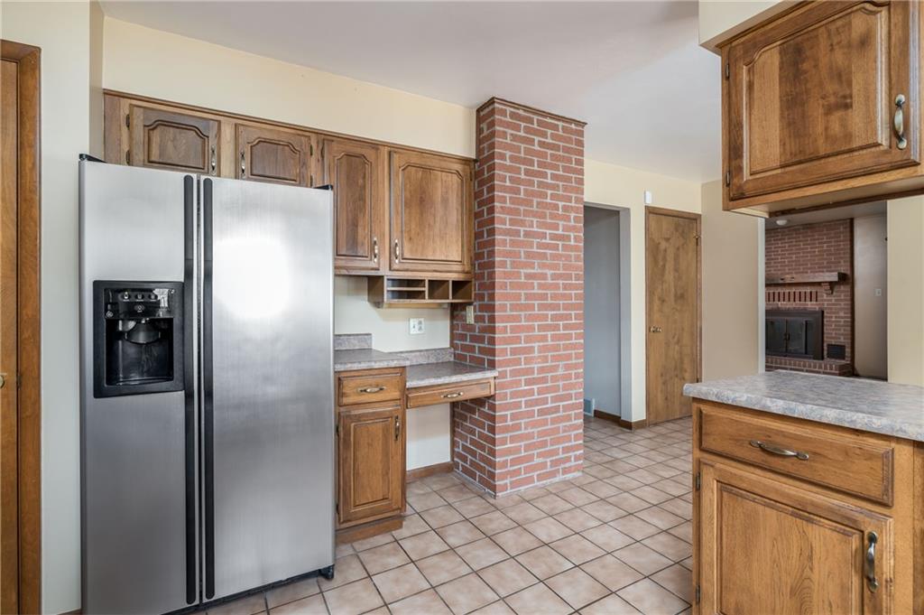 17 Cranberry Lane Cecil, PA 15321 - Photo 10 of 25 a kitchen with stainless steel appliances granite countertop a refrigerator and a stove