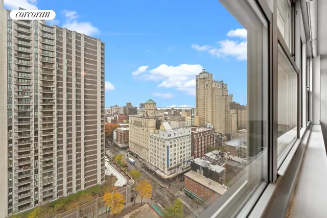 $549,000 | 75 Henry Street, Unit 18J | Brooklyn Heights