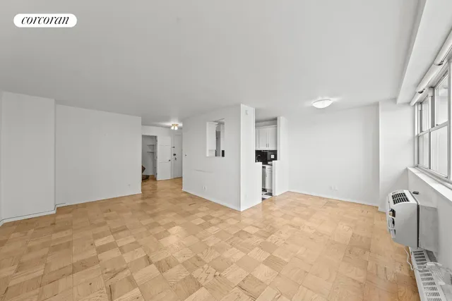 $549,000 | 75 Henry Street, Unit 18J | Brooklyn Heights