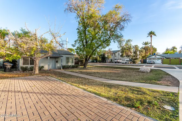 $1,700 | 1235 South Roosevelt Street, Tempe, AZ 85281