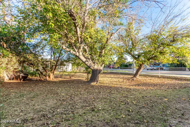 $1,700 | 1235 South Roosevelt Street, Tempe, AZ 85281