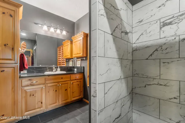 $2,899,000 | 778 B Street, Sandpoint, ID 83864