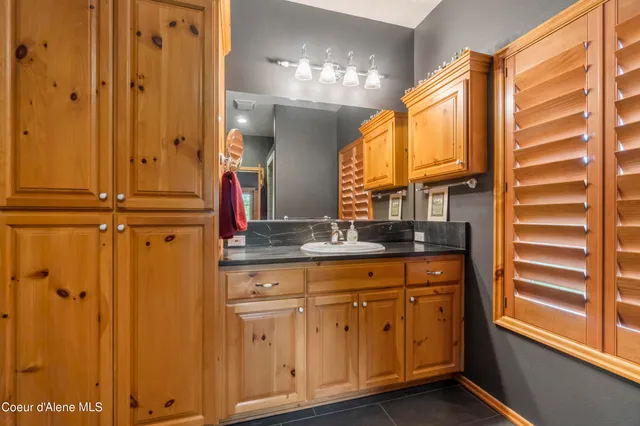 $2,899,000 | 778 B Street, Sandpoint, ID 83864