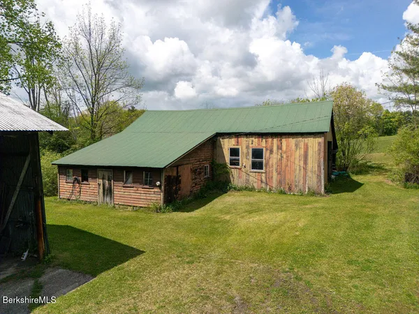 $1,295,000 | 45 Swamp Road, West Stockbridge, MA 01266