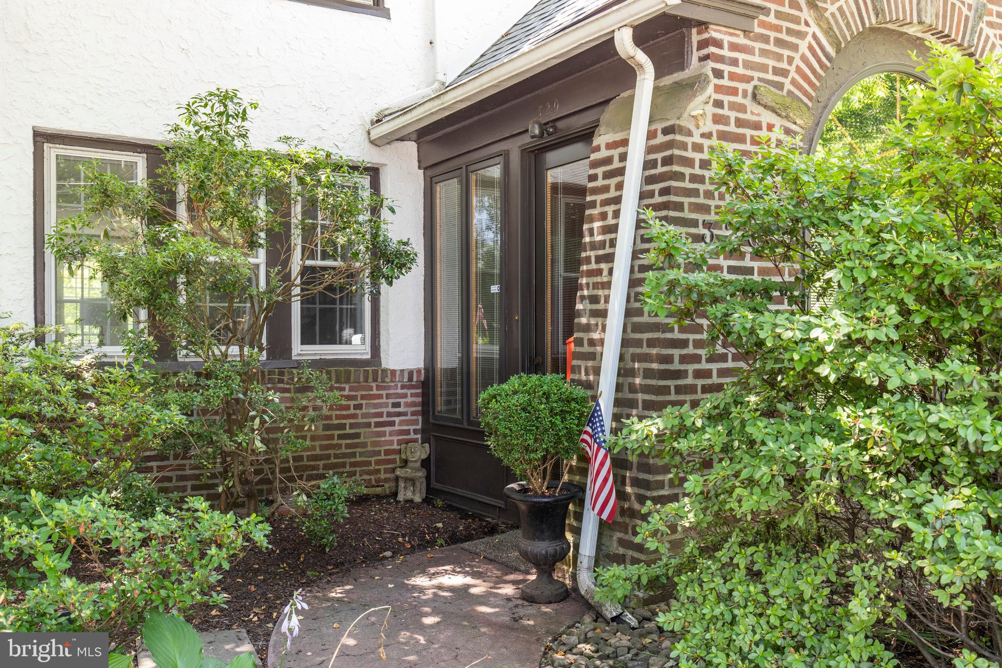 320 Wister Road Wynnewood, PA 19096 - Photo 2 of 26 Gallery Image 2
