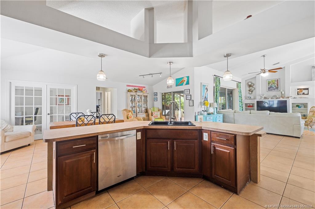 5656 Northwest Whitecap Road Port St. Lucie, FL 34986 - Photo 8 of 32 Gallery Image 8