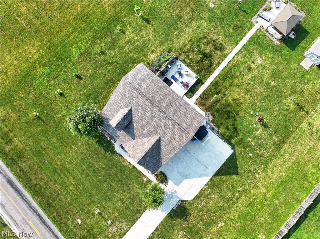 48600 Middle Ridge Road Amherst, OH 44001 - Photo 8 of 50