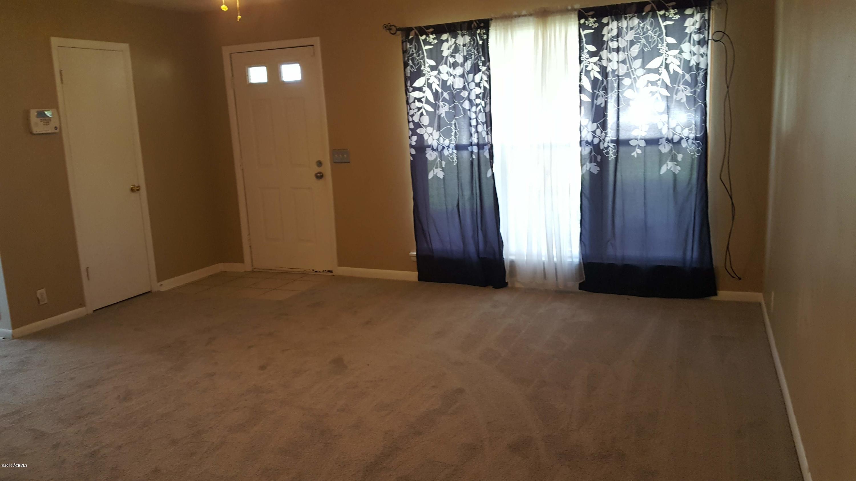 8 Quail Ridge Circle South Beaufort, SC 29906 - Photo 2 of 24 20180917_164136