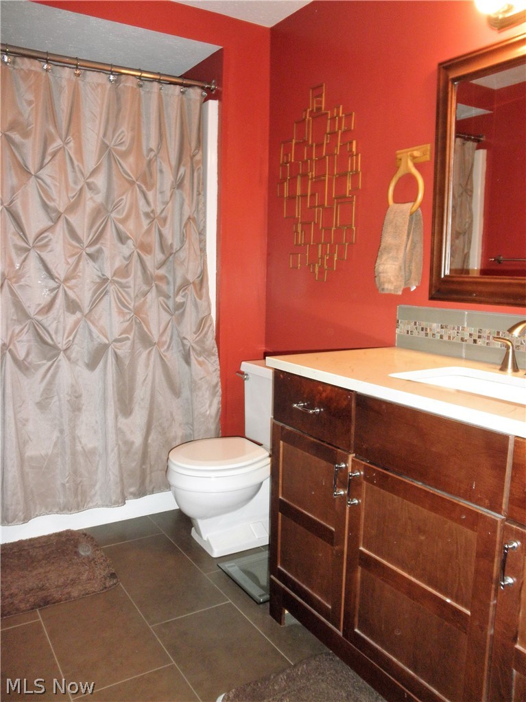 19630 Lorain Road, Unit 1 Cleveland, OH 44126 - Photo 13 of 18 Gallery Image 13