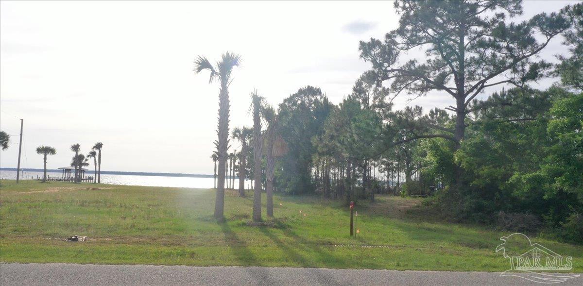 1039 Pearson Road Milton, FL 32583 - Photo 4 of 17