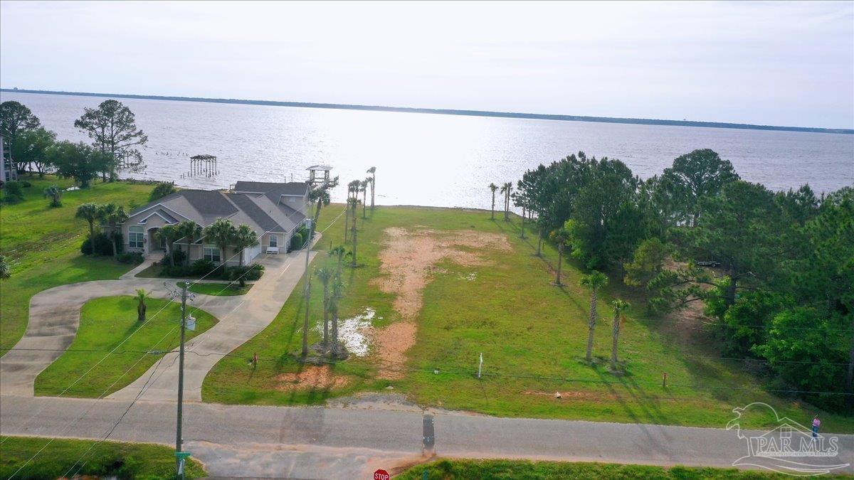 1039 Pearson Road Milton, FL 32583 - Photo 7 of 17