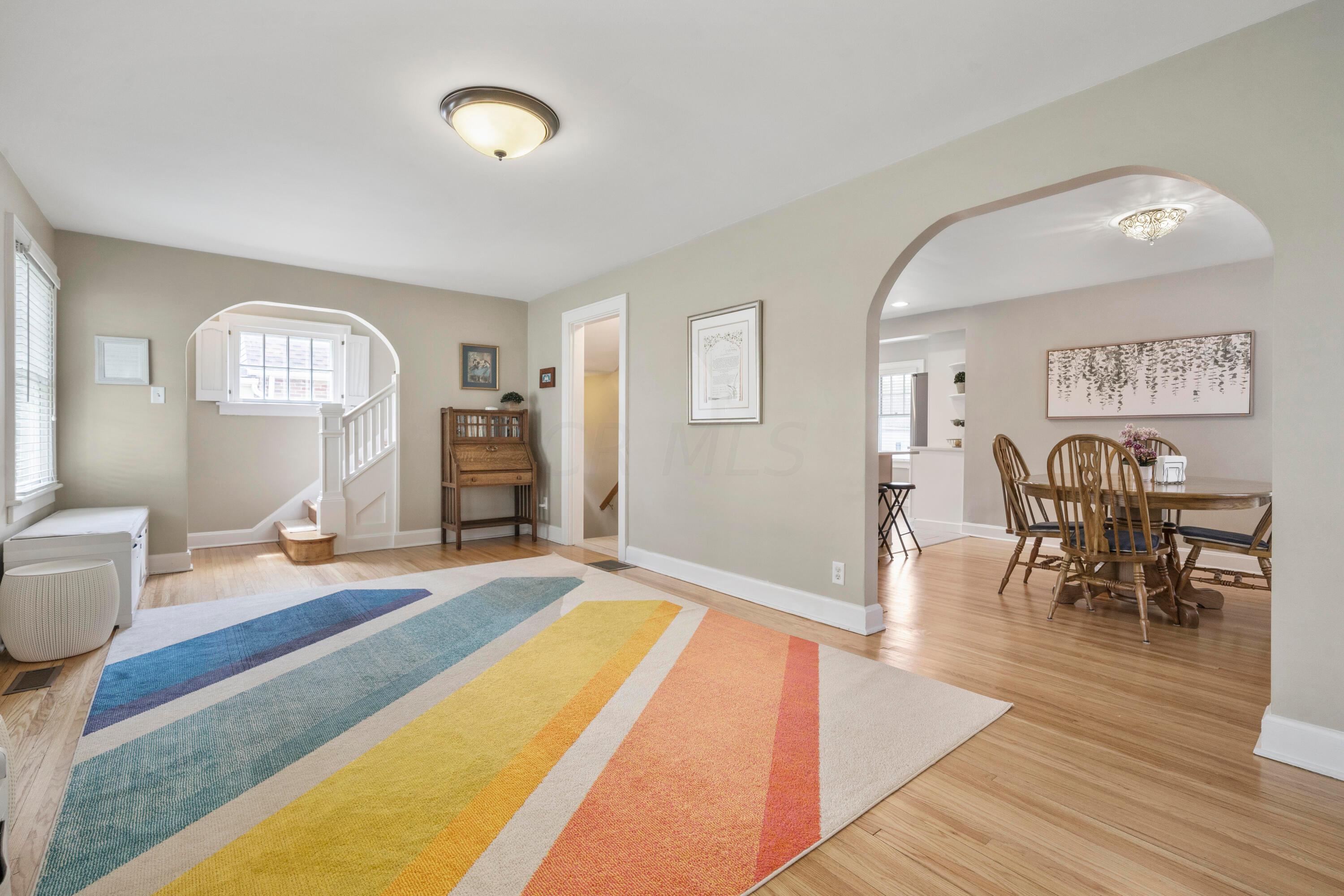 859 South Remington Road Bexley, OH 43209 - Photo 12 of 64 DSC05752