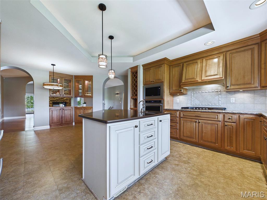 1751 Elizabeth Road Staunton, IL 62088 - Photo 18 of 67