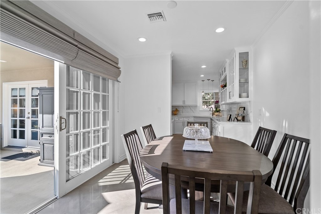 518 Amherst Drive Burbank, CA 91504 - Photo 20 of 52