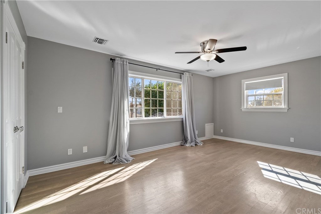 518 Amherst Drive Burbank, CA 91504 - Photo 37 of 52