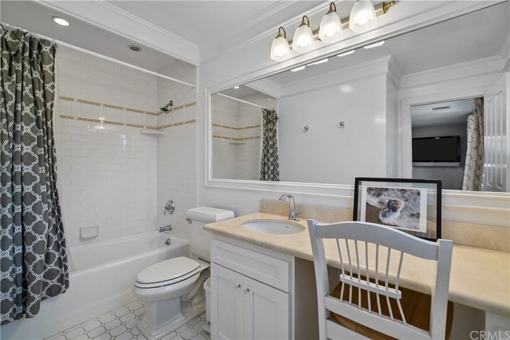 518 Amherst Drive Burbank, CA 91504 - Photo 43 of 52