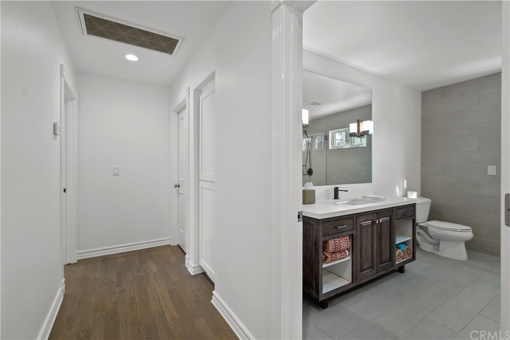 518 Amherst Drive Burbank, CA 91504 - Photo 44 of 52