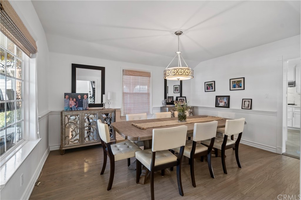 518 Amherst Drive Burbank, CA 91504 - Photo 10 of 52