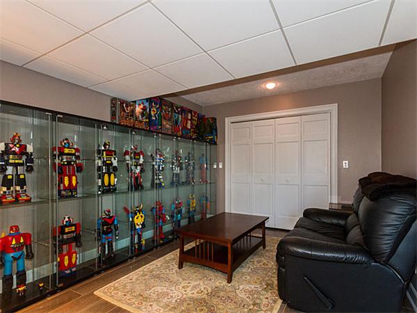 109 Parkview Road Waltham, MA 02452 - Photo 23 of 27 Gallery Image 23