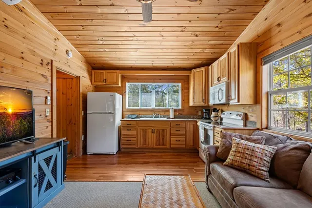 $2,800 | 212 Dogpatch Lane, Blue Ridge, GA 30513