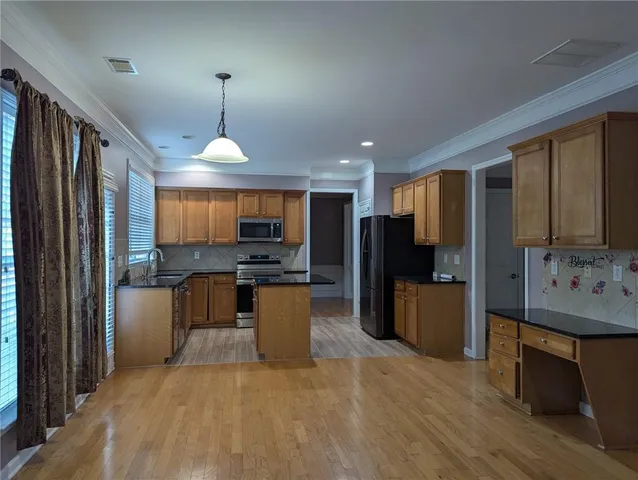 $3,000 | 815 Earlham Drive, Suwanee, GA 30024