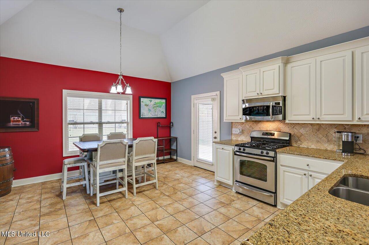 1004 Abundance Place Flowood, MS 39232 - Photo 11 of 43 11-1004 Abundance Pl