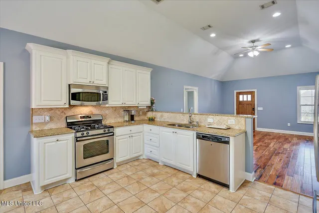 $299,900 | 1004 Abundance Place, Flowood, MS 39232