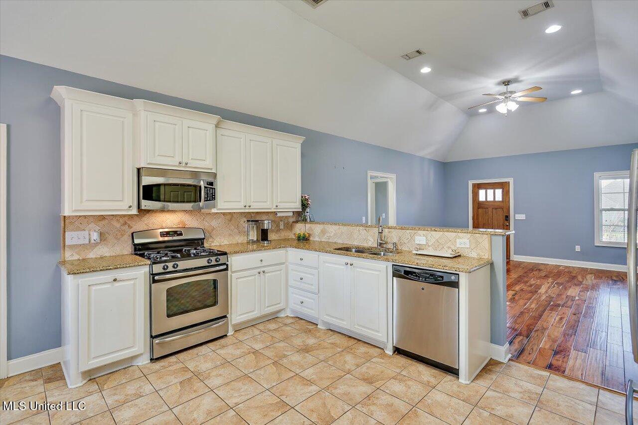 1004 Abundance Place Flowood, MS 39232 - Photo 14 of 43 14-1004 Abundance Pl