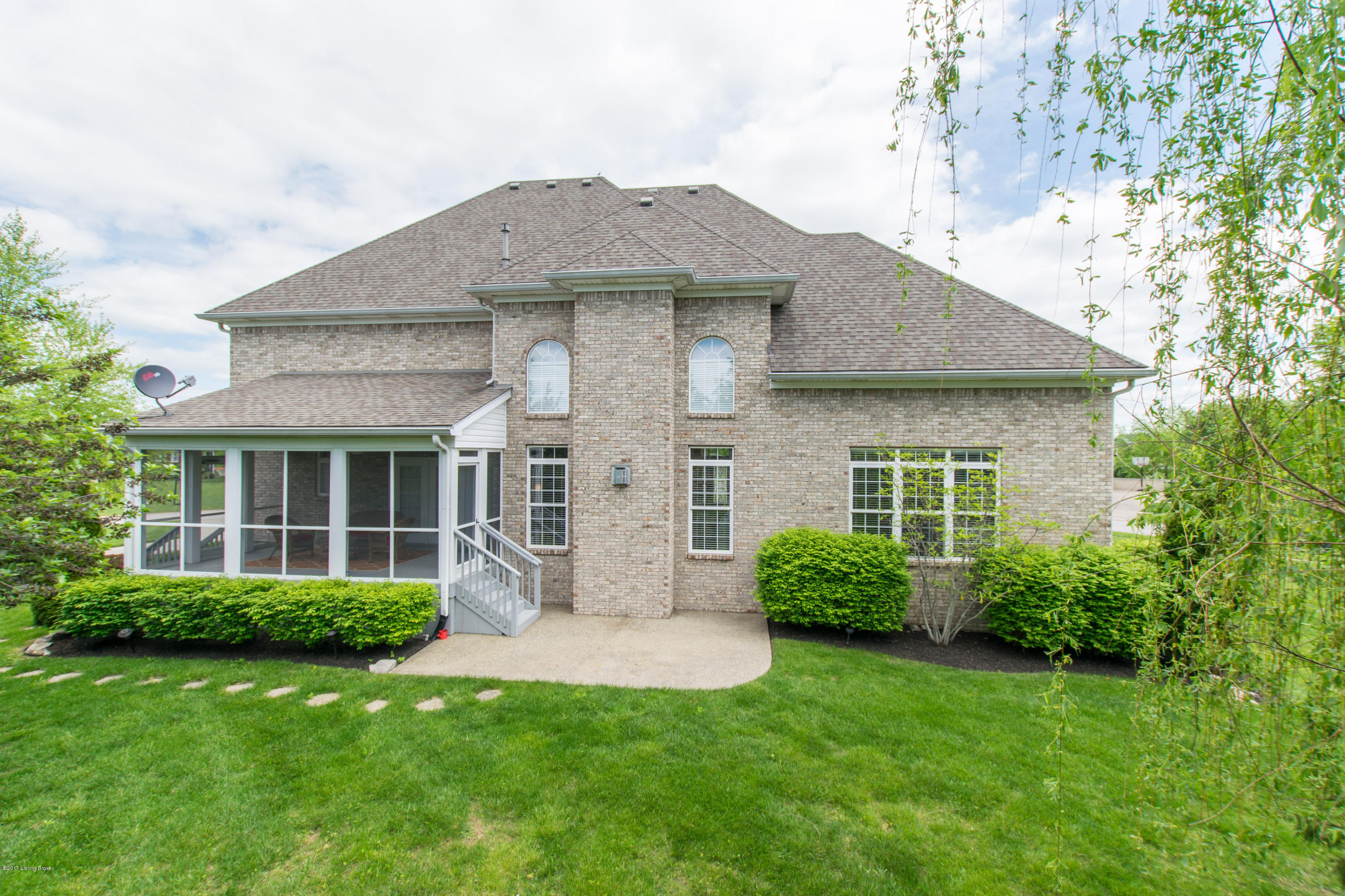 12701 Ridgemoor Drive Prospect, KY 40059 - Photo 40 of 42 39 LSIR 20170425