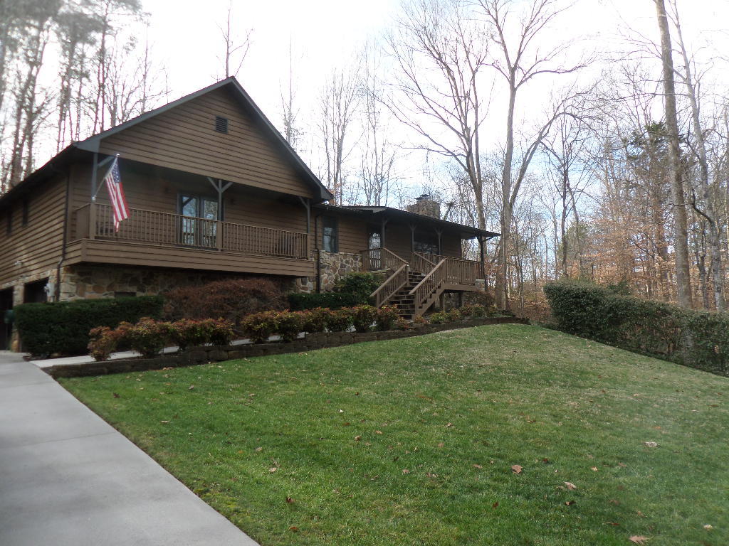 99 Chestnut Hill Road Oak Ridge, TN 37830 - Photo 1 of 27 084