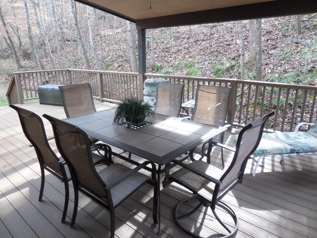 99 Chestnut Hill Road Oak Ridge, TN 37830 - Photo 17 of 27 Covered Porch