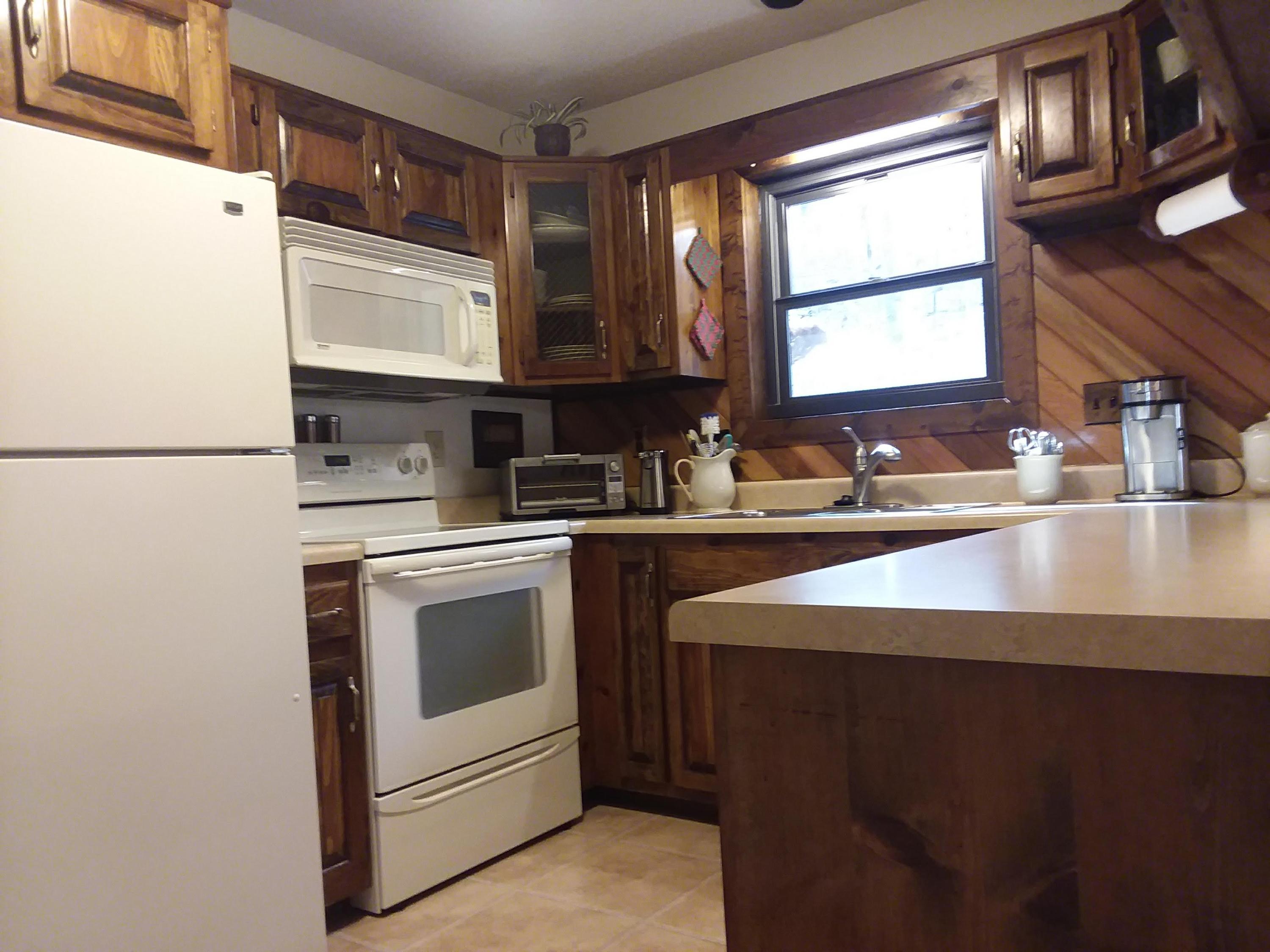 99 Chestnut Hill Road Oak Ridge, TN 37830 - Photo 5 of 27 Kitchen