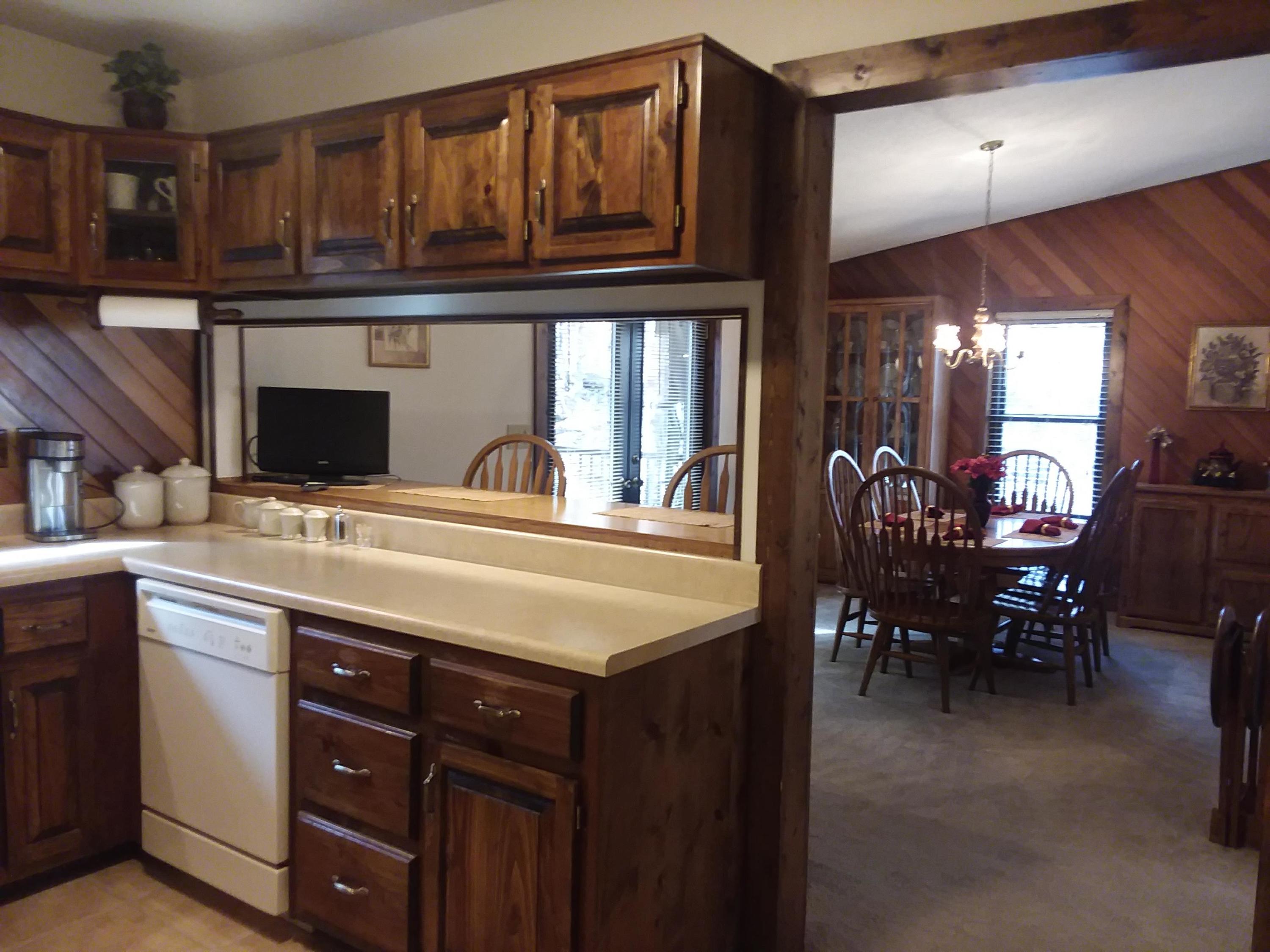 99 Chestnut Hill Road Oak Ridge, TN 37830 - Photo 6 of 27 Kitchen