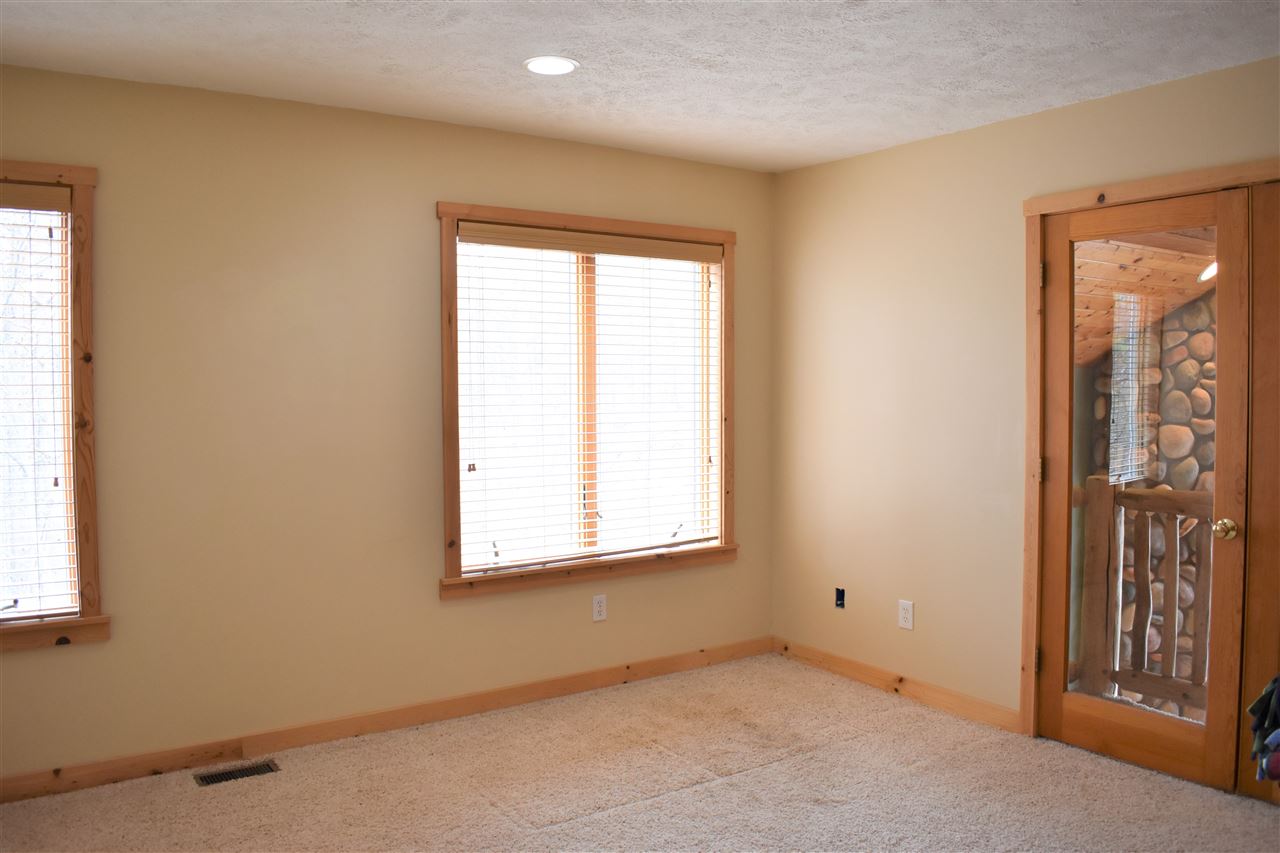 3601 South Maple Valley Road Suttons Bay, MI 49682 - Photo 18 of 41 1856565-17.JPG