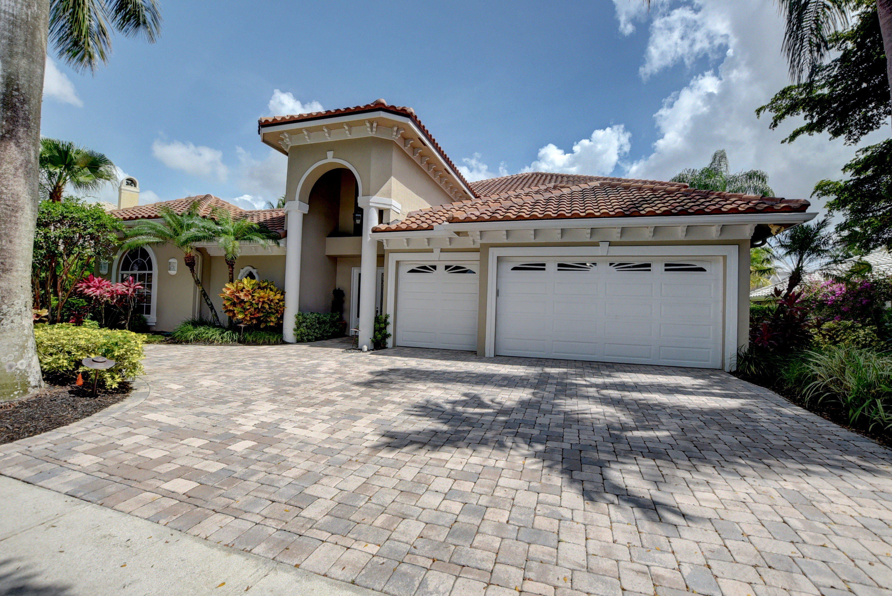 3221 Northwest 61st Street Boca Raton, FL 33496 - Photo 5 of 34 20_ebf_0016and4more