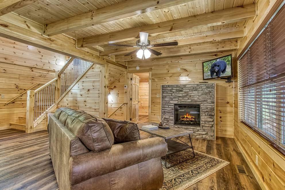 809 String Run Way Pigeon Forge, TN 37863 - Photo 13 of 54 19901