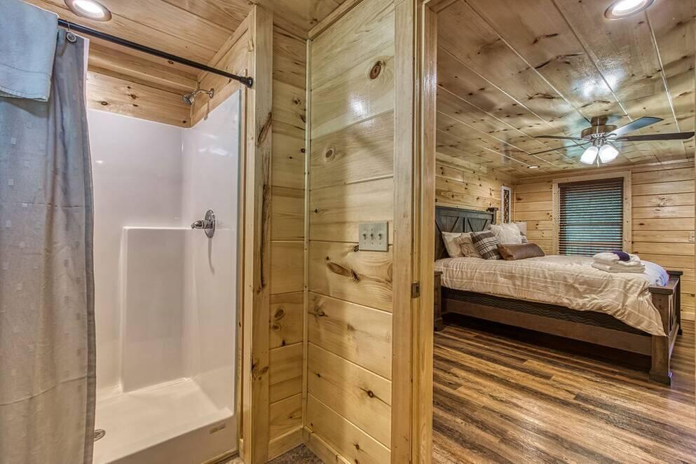 809 String Run Way Pigeon Forge, TN 37863 - Photo 27 of 54 19911