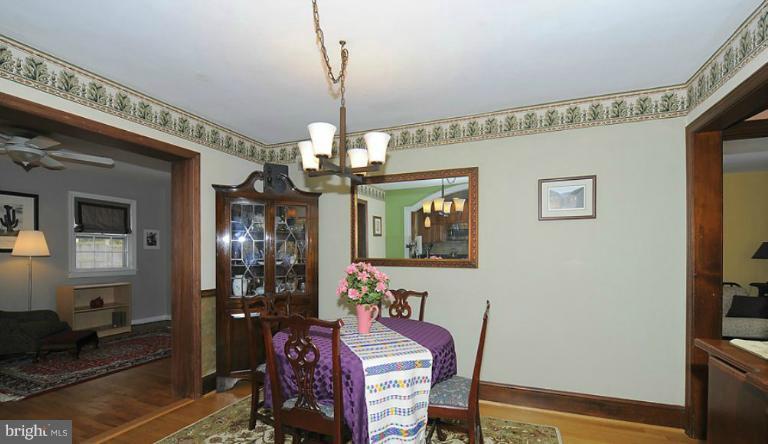 305 Indian Spring Drive Silver Spring, MD 20901 - Photo 4 of 15 Dining Room
