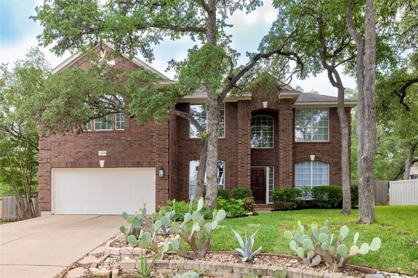 $725,000 | 7208 Gentle Oak Drive, Austin, TX 78749