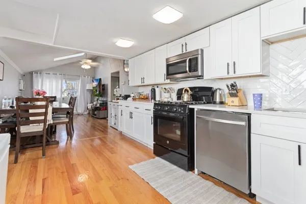 $890,000 | 14 Bay Road, Revere, MA 02151