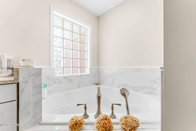 $598,000 | 1107 College Boulevard North, Lynn Haven, FL 32444